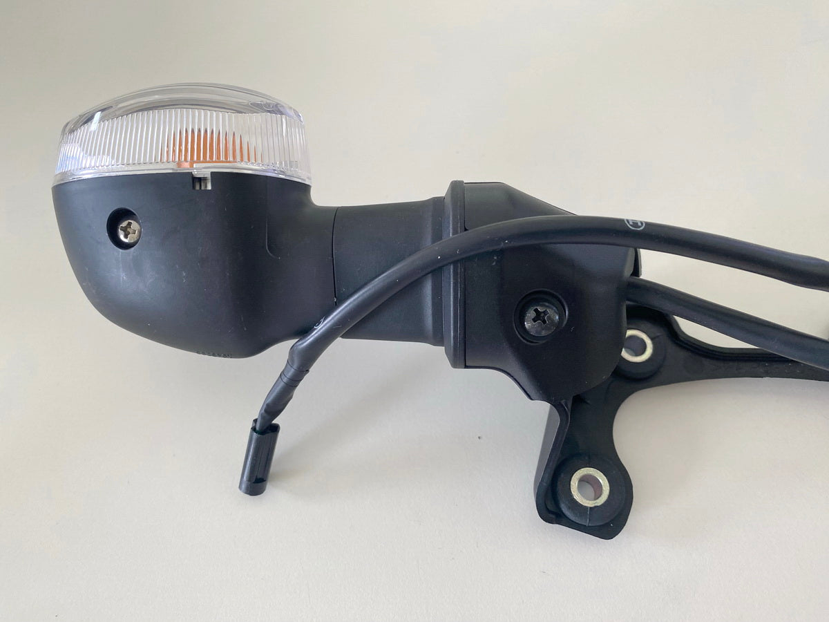YAMAHA MT09 original Rear Indicators Left + Right incl. Bracket Strut - NEW