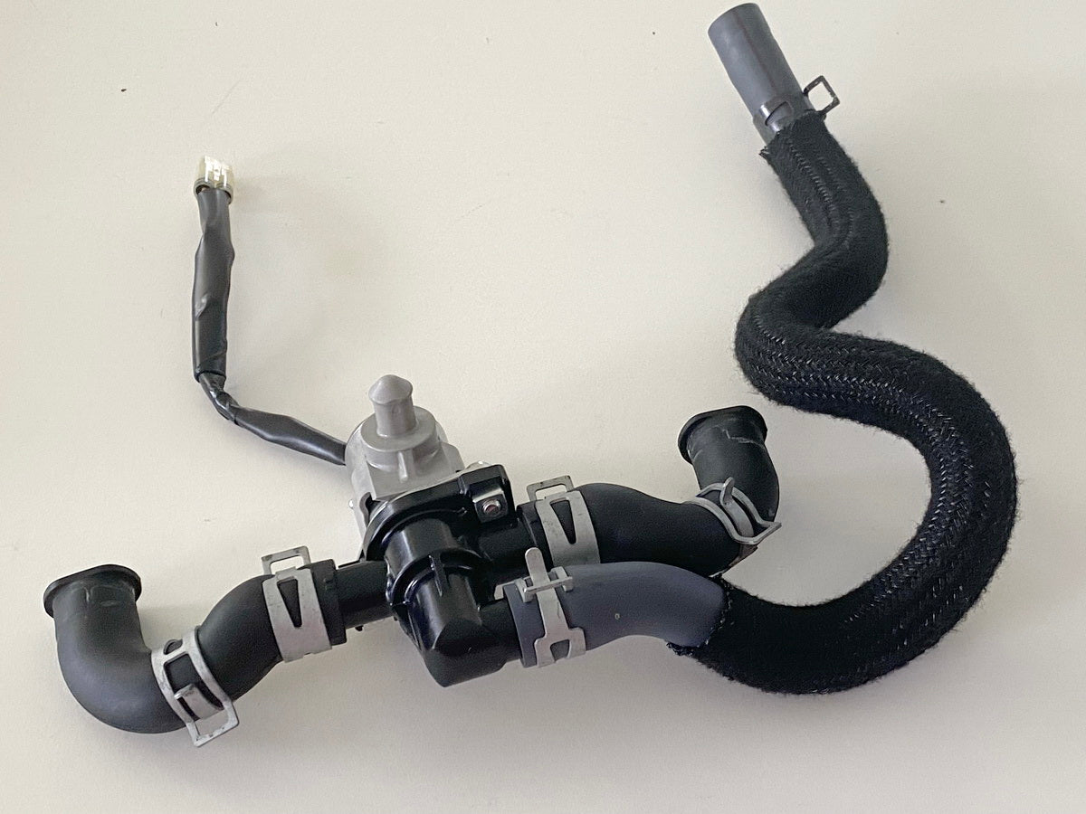 YAMAHA MTN 1000 MT10 RN78 Secondary Air Valve Engine Vent Hose