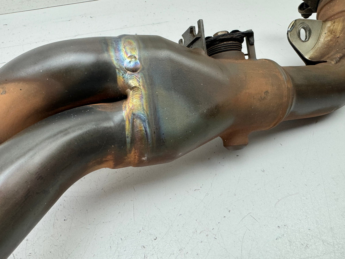 KAWASAKI ZX-10R ZXT00D Krümmer Hosenrohr Zwischenrohr Y Rohr für Auspuff 06-07