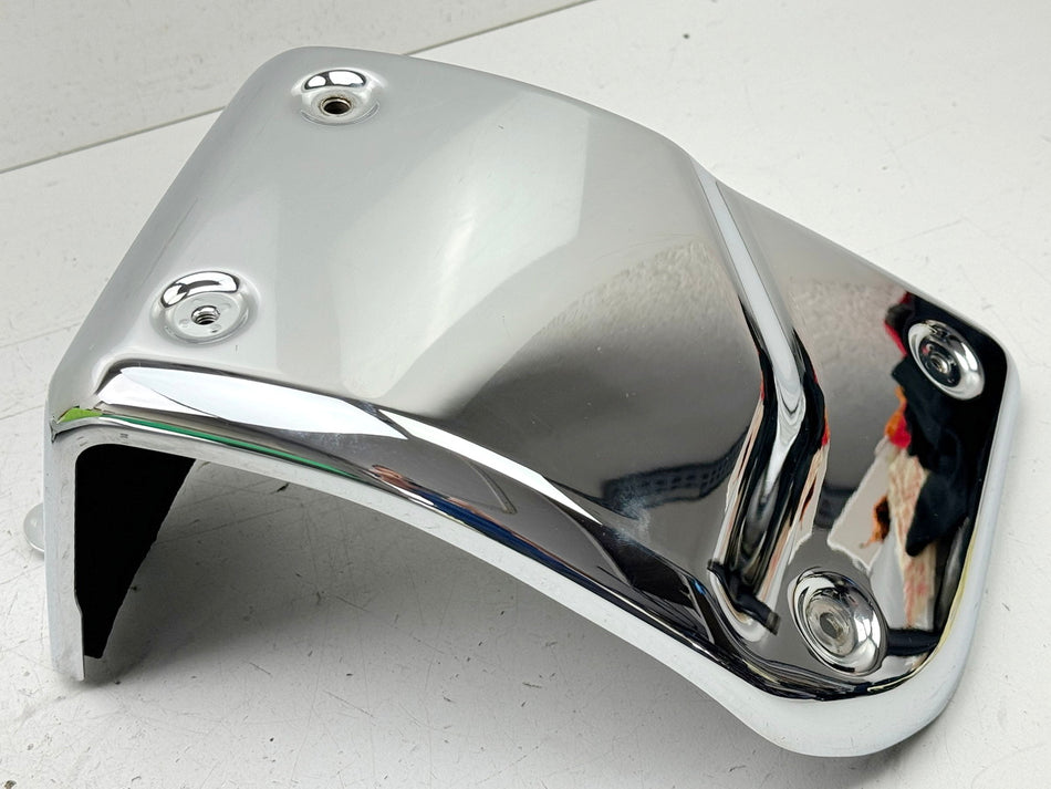 SUZUKI VLR 1800 T WVCT C 1800 R Motordeckel links Cover Motor Sekundärantrieb