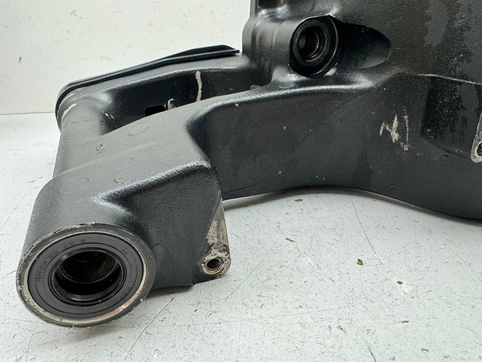 KAWASAKI ZX-10R ZXT00D Schwinge Hinterradschwinge für Rahmen Felge 06-07