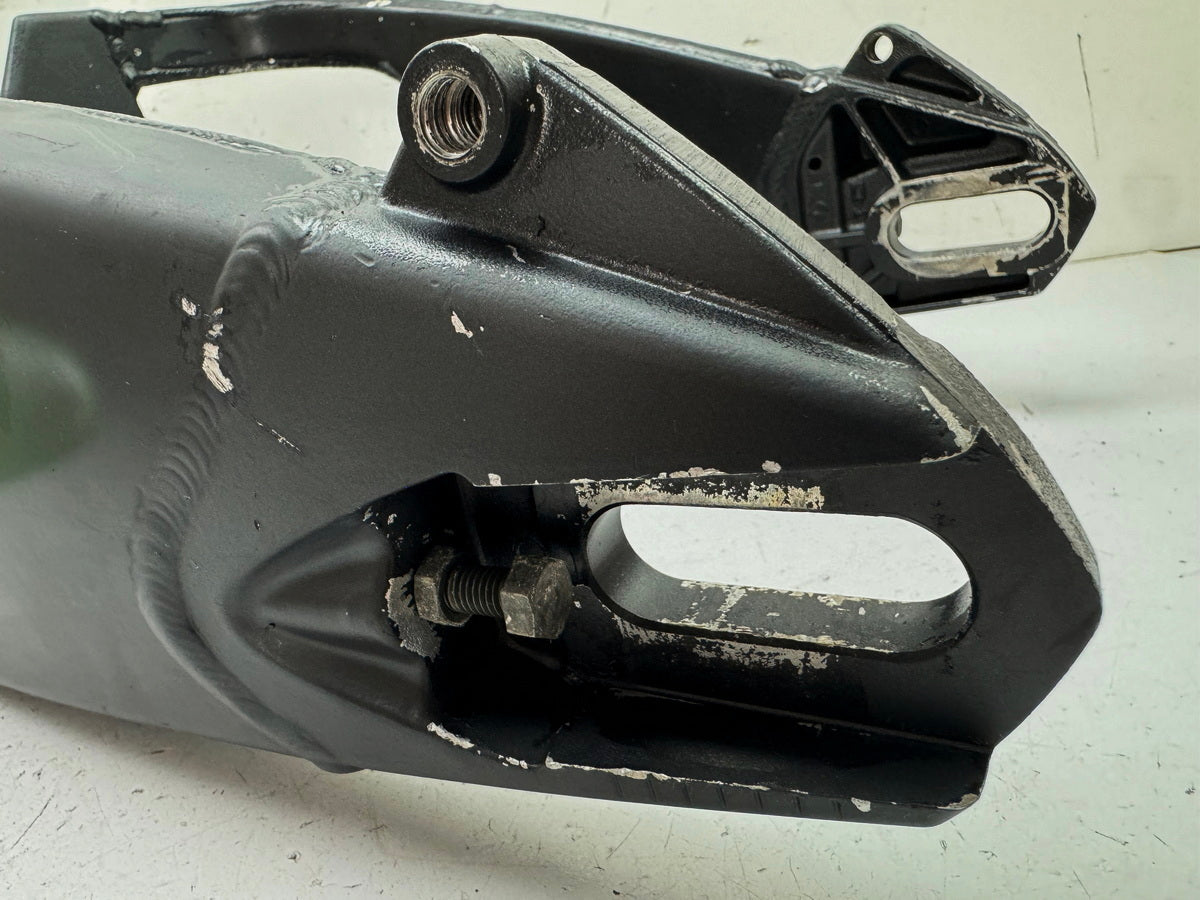KAWASAKI ZX-10R ZXT00D Schwinge Hinterradschwinge für Rahmen Felge 06-07