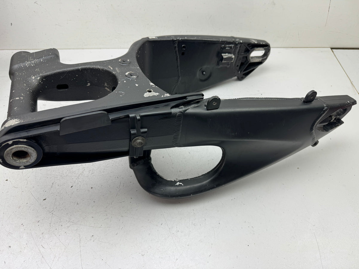 KAWASAKI ZX-10R ZXT00D Schwinge Hinterradschwinge für Rahmen Felge 06-07