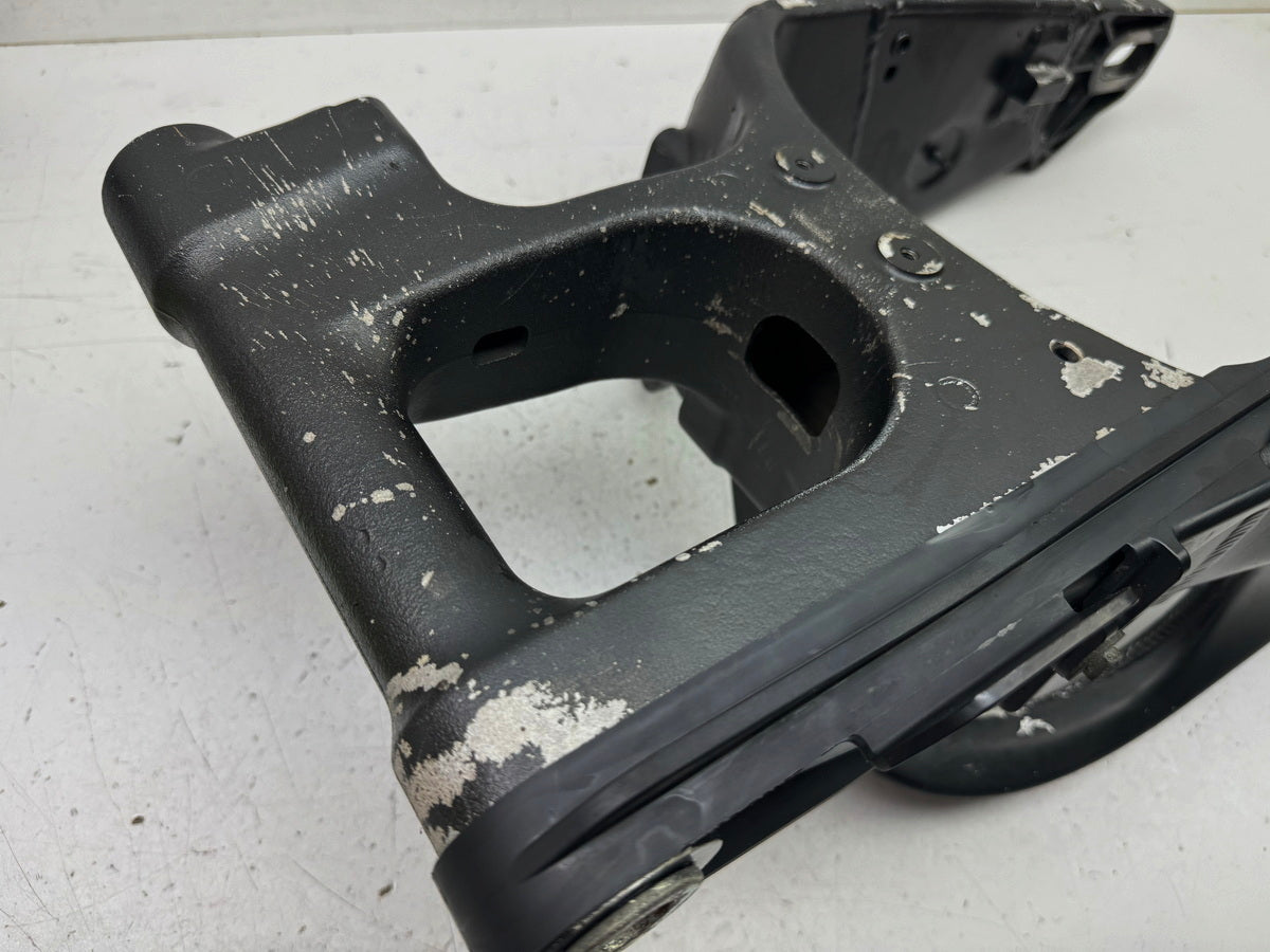 KAWASAKI ZX-10R ZXT00D Schwinge Hinterradschwinge für Rahmen Felge 06-07