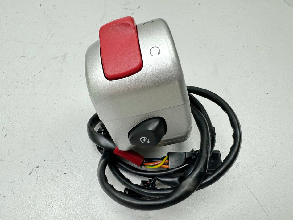 SUZUKI VLR 1800 T WVCT C 1800 R Handlebar Switch Right Switch Emergency Stop Starter