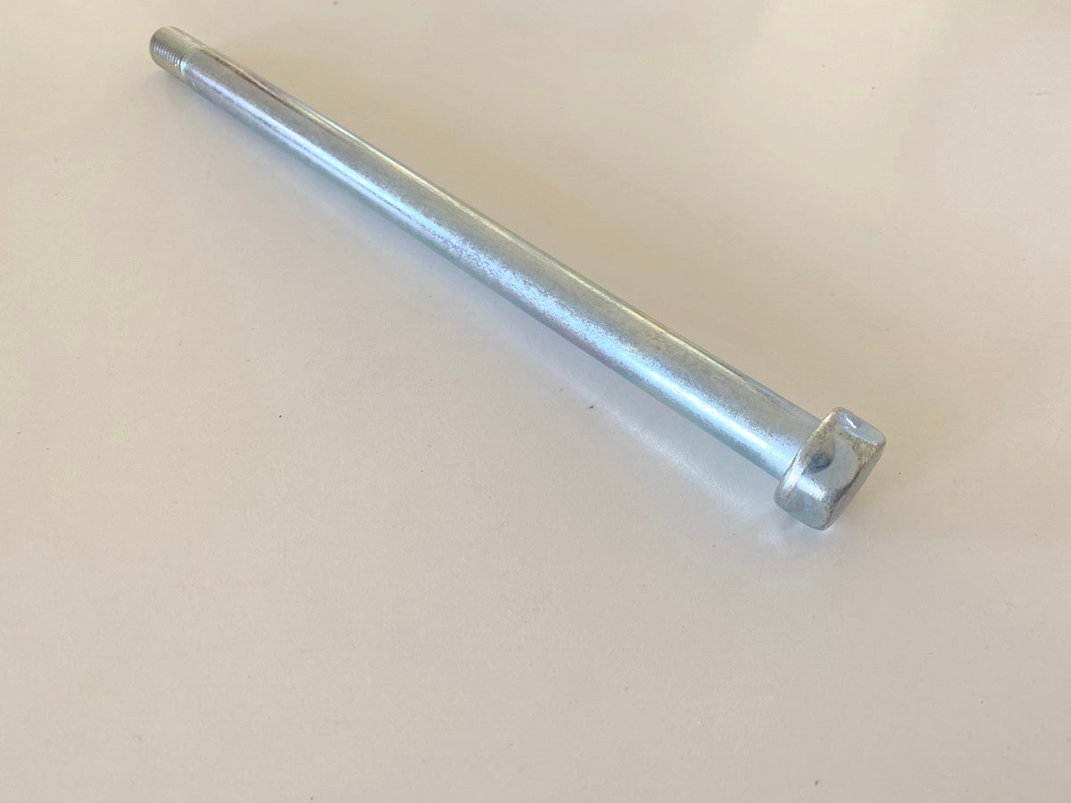 YAMAHA SR125 original Rear Wheel Axle Spindle - NEW