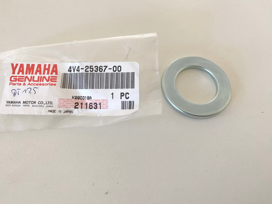 YAMAHA DT TT WR YZ original Staubdeckel Nabe hinten Abdeckung Cover - NEU