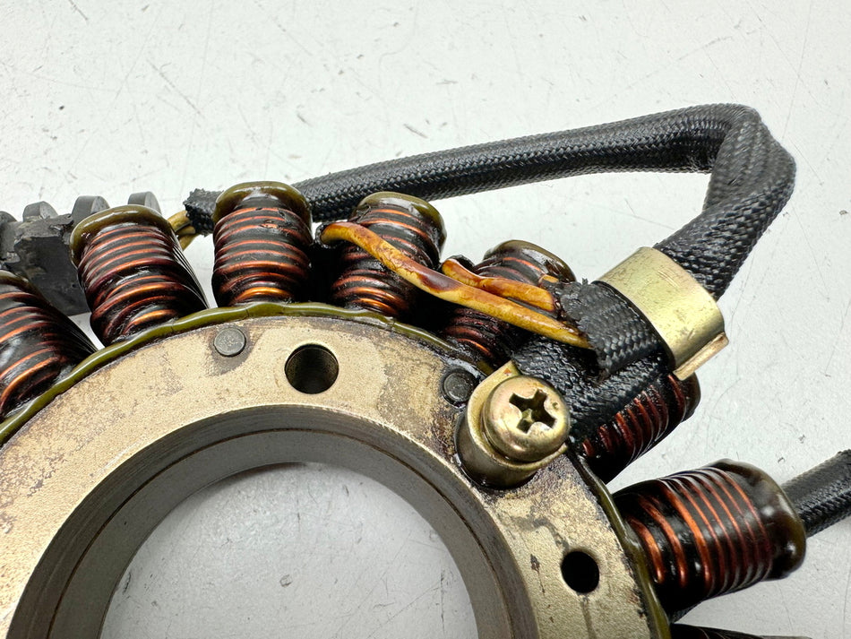 HONDA VT 1100 SC18 Shadow Lima estator original alternador (para motor)