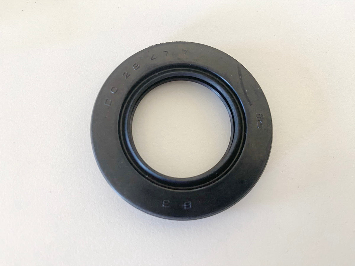YAMAHA DT SR TT WR XVS XVZ original oil seal rear - NEW