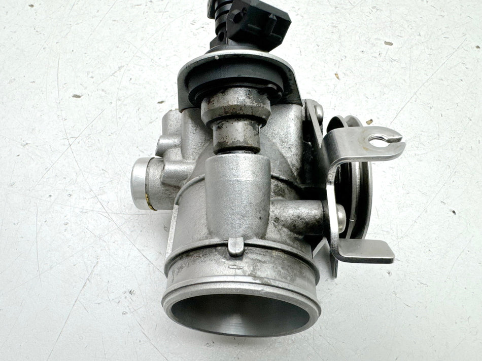 BMW R 1100 GS 259 850  Drosselklappe rechts Drosselkörper Injection Einspritzdüse