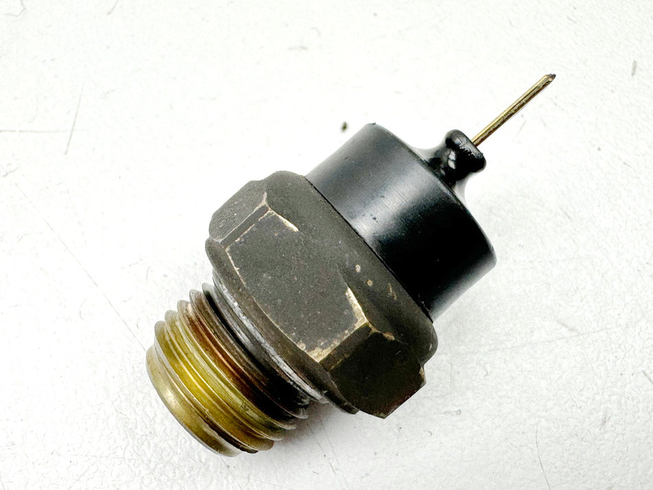 HONDA VT 1100 SC18 Shadow Thermoschalter Temperaturschalter (für Kühler Lüfter)