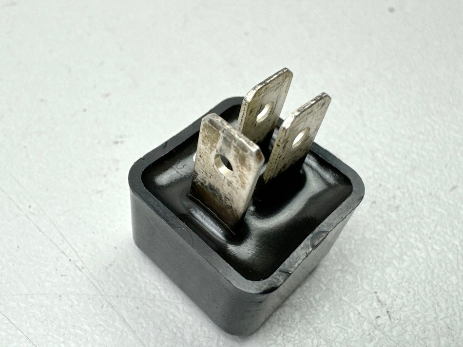 HONDA VT 1100 SC18 Shadow Gleichrichter Silikon Shindengen Sensor Relais
