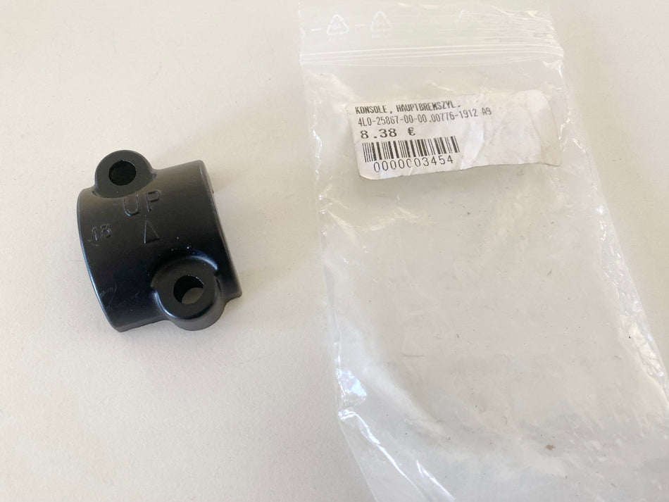 YAMAHA SR TDR TZR XV XT XTZ original Konsole Hauptbremszylinder Halterung - NEU