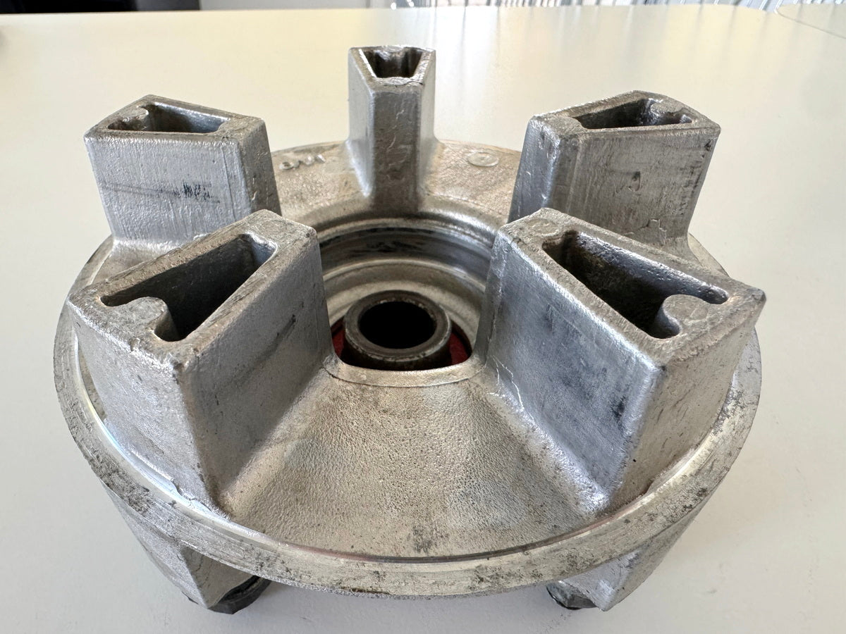 Honda CBR 900 SC28 Kettenradträger Aufnahme Kettenrad für Hinterradfelge 92-95