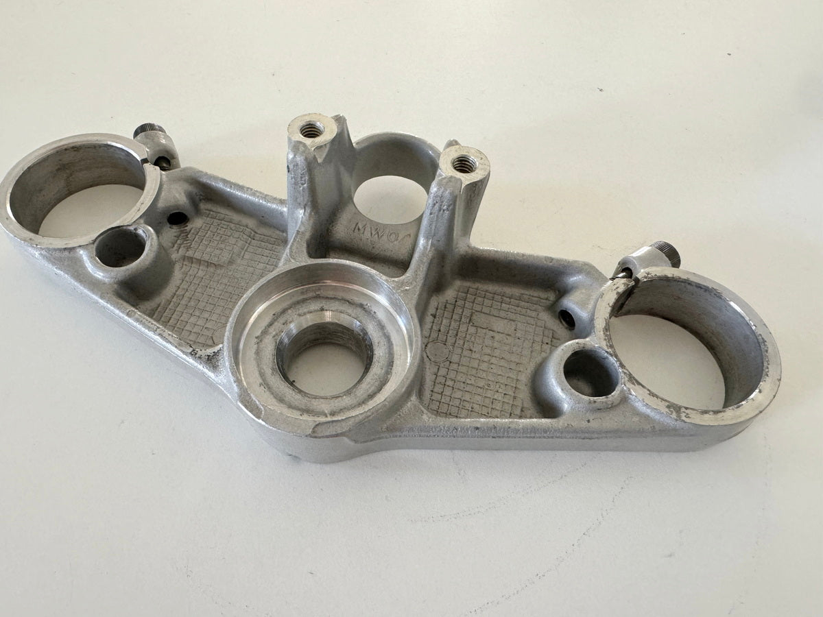 Honda CBR 900 SC28 Gabelbrücke oben silber für Gabelholm Standrohr Gabel 92-95