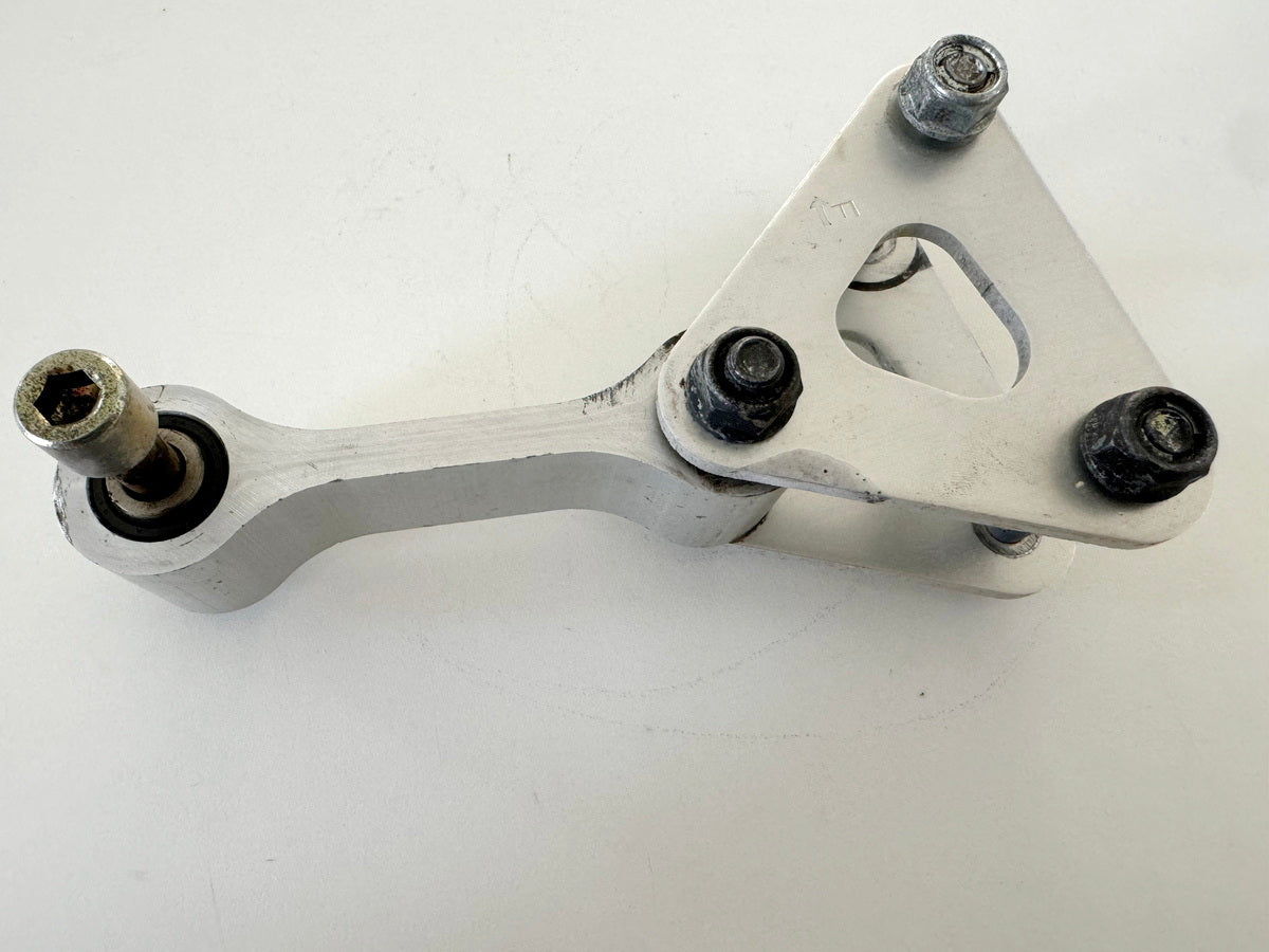 Honda CBR 900 SC28 Umlenkung Federbein Umlenkhebel für Stoßdämpfer 92-95