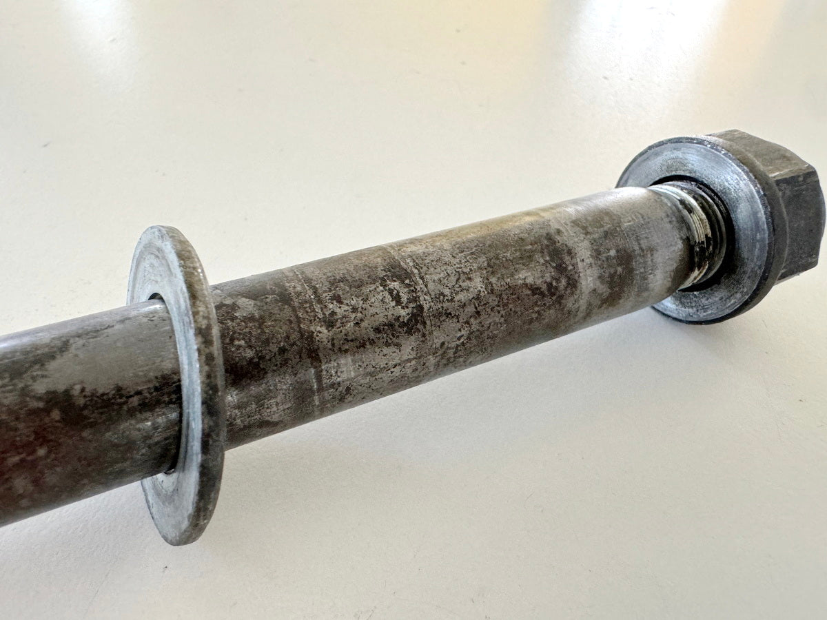 Honda CBR 900 SC28 Steckachse hinten Achse Distanzhülsen Mutter für Felge 92-95