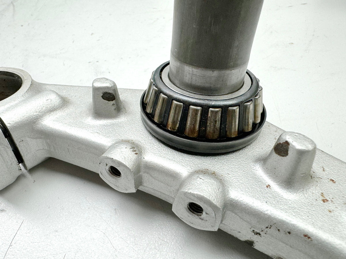 YAMAHA FZX 750 2MU (2JE) Triple Clamp Lower Yoke (for Fork Tube Stanchion)