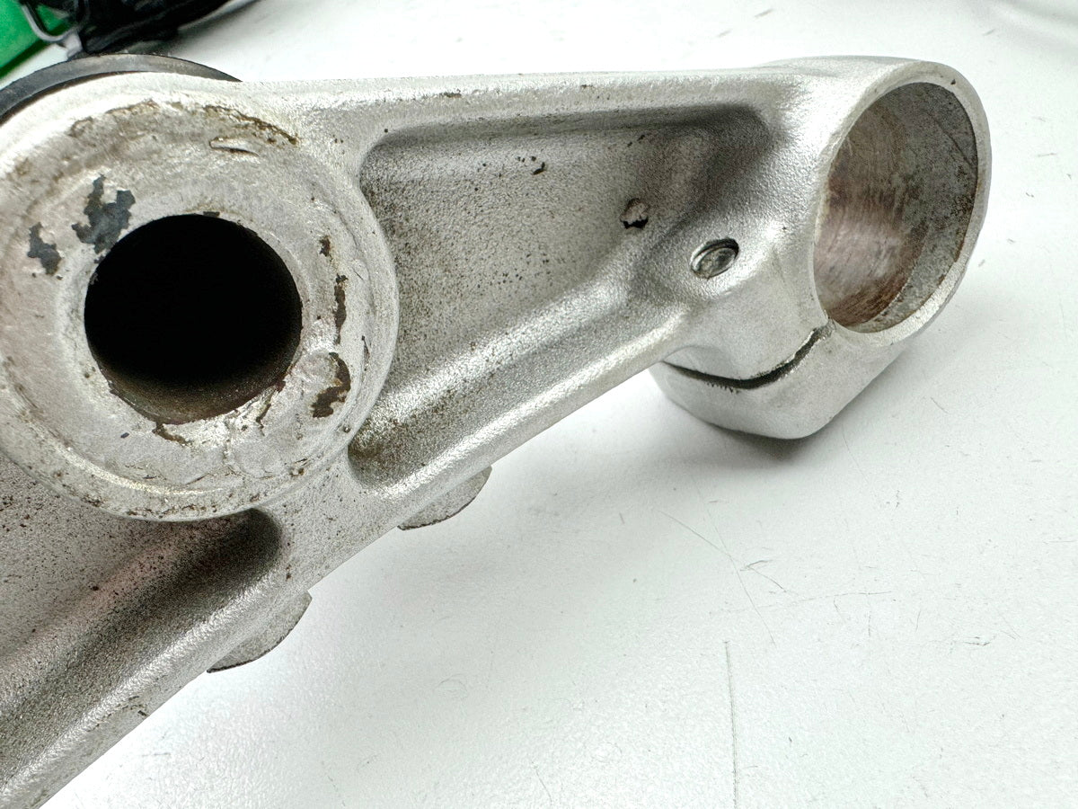 YAMAHA FZX 750 2MU (2JE) Triple Clamp Lower Yoke (for Fork Tube Stanchion)