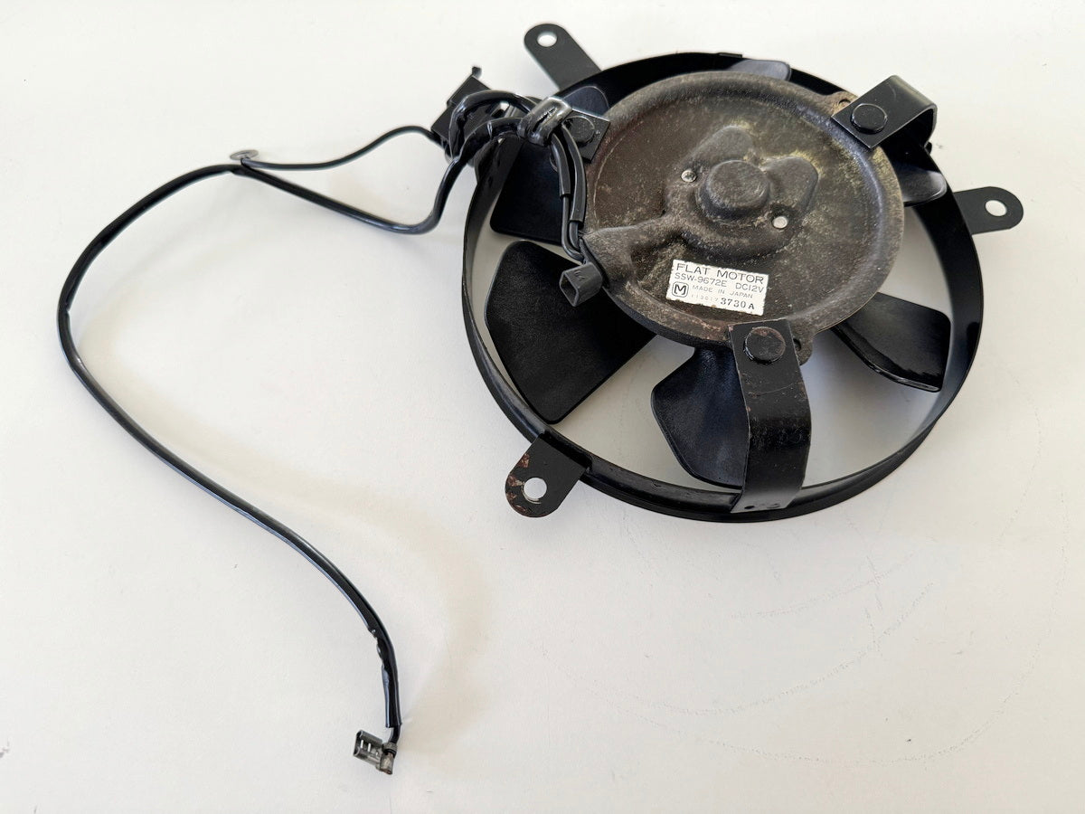 Honda CBR 900 SC28 Lüfter Kühler Lüfterrad Motor Kühlerlüfter Flügelrad  92-95