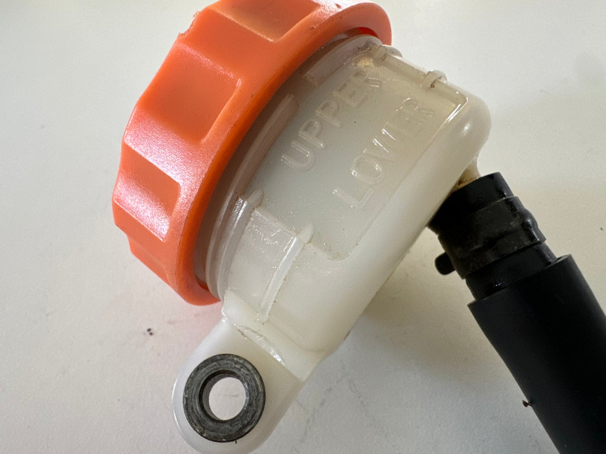 Honda CBR 900 SC28 Bremsflüssigkeitsbehälter hinten Deckel Membrane Gummi 92-95