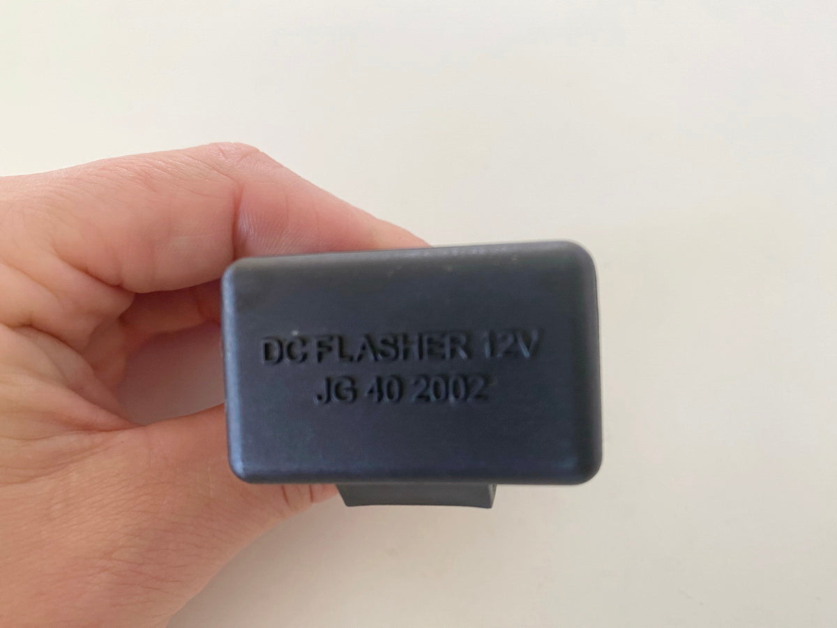 HUSQVARNA Vitpilen HQV 401 Flasher Relay Flasher Unit 6897 km