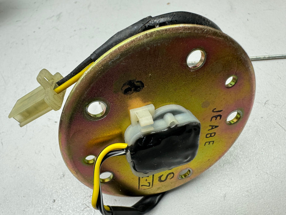 HYOSUNG GT 650 R N S Tankgeber orig. Tankanzeige Anzeige Füllstand Kraftstoff