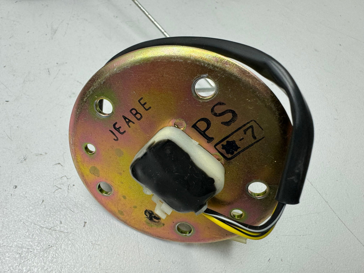 HYOSUNG GT 650 R N S Tankgeber orig. Tankanzeige Anzeige Füllstand Kraftstoff