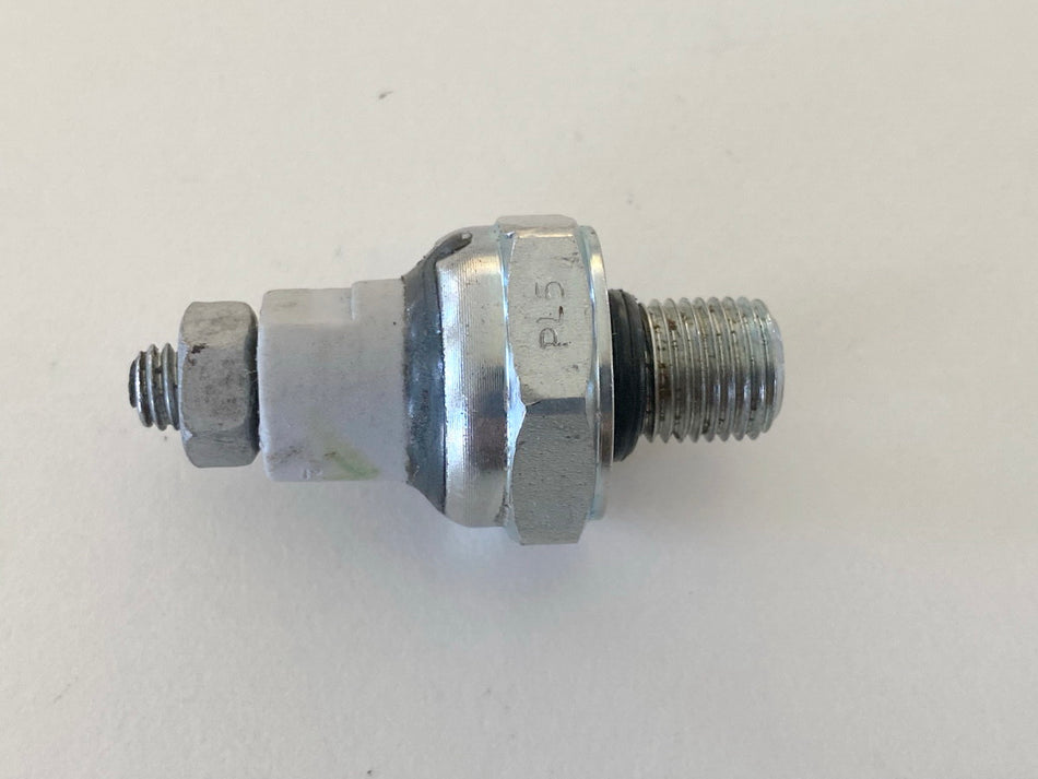 HUSQVARNA Vitpilen HQV 401 Interruptor de presión de aceite (para motor) 6897 km