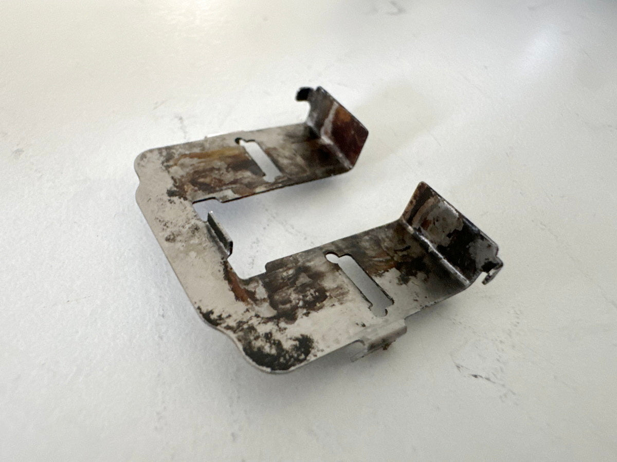 Honda CBR 900 SC28 Ankerplatte Bremssattel hinten Halter Bremszange 92-95