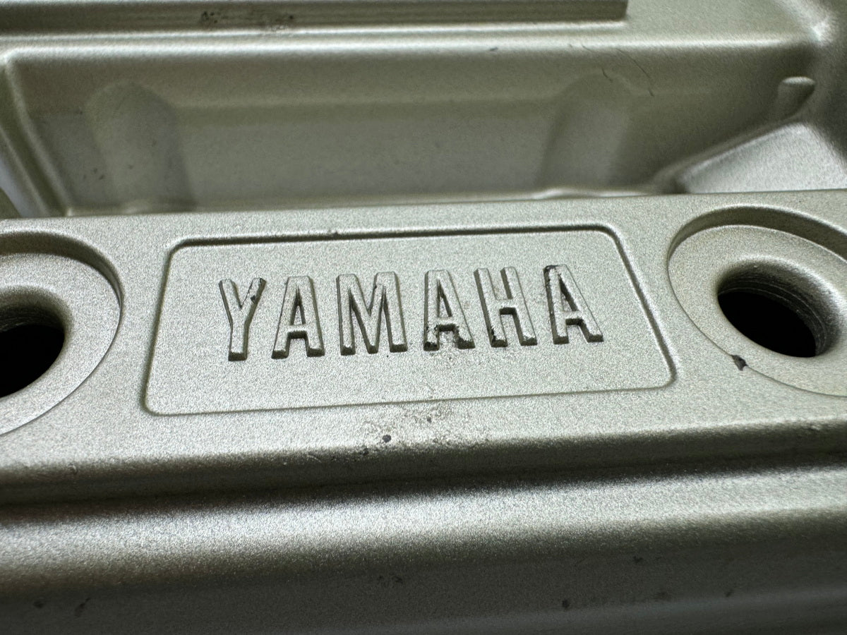 YAMAHA FZX 750 2MU (2JE) Valve Cover Engine Cover Cylinder Head