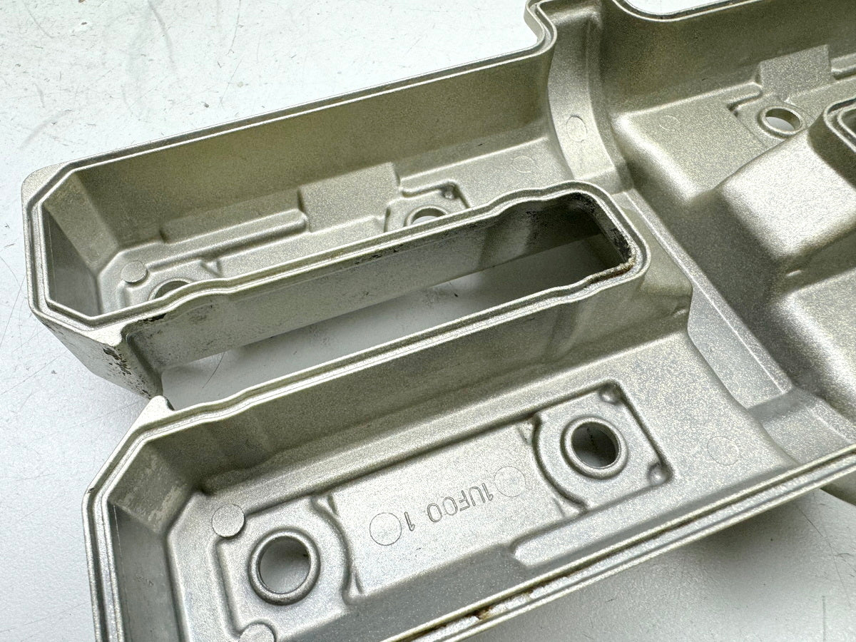YAMAHA FZX 750 2MU (2JE) Valve Cover Engine Cover Cylinder Head