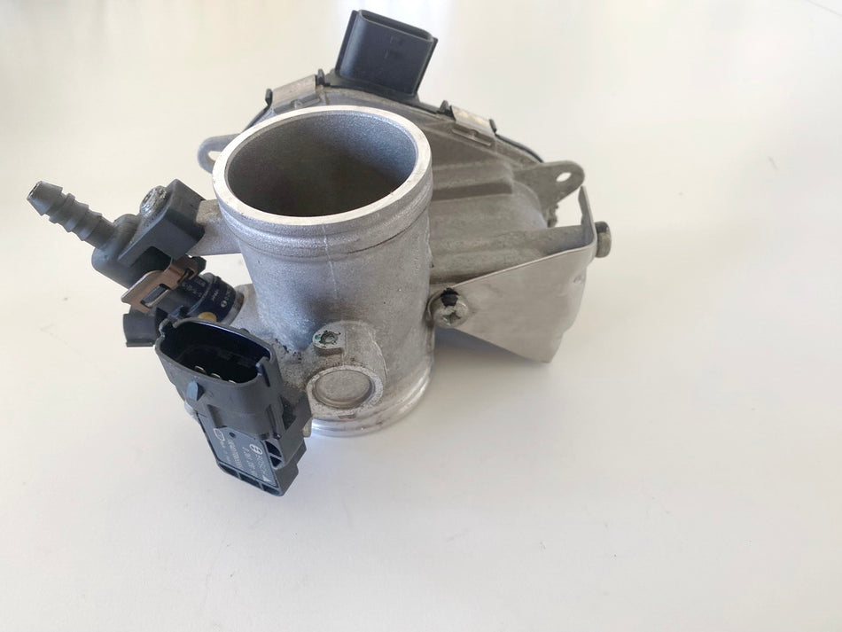 HUSQVARNA Vitpilen HQV 401 Fuel Injection System Throttle Body Throttle Valve 6897 km