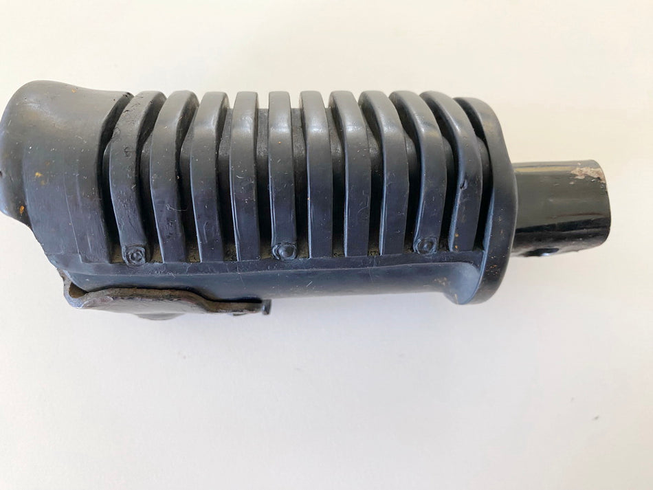 HONDA CX 500 C PC01 Fußraste Fahrer links Halter Halteplatte Footrest II