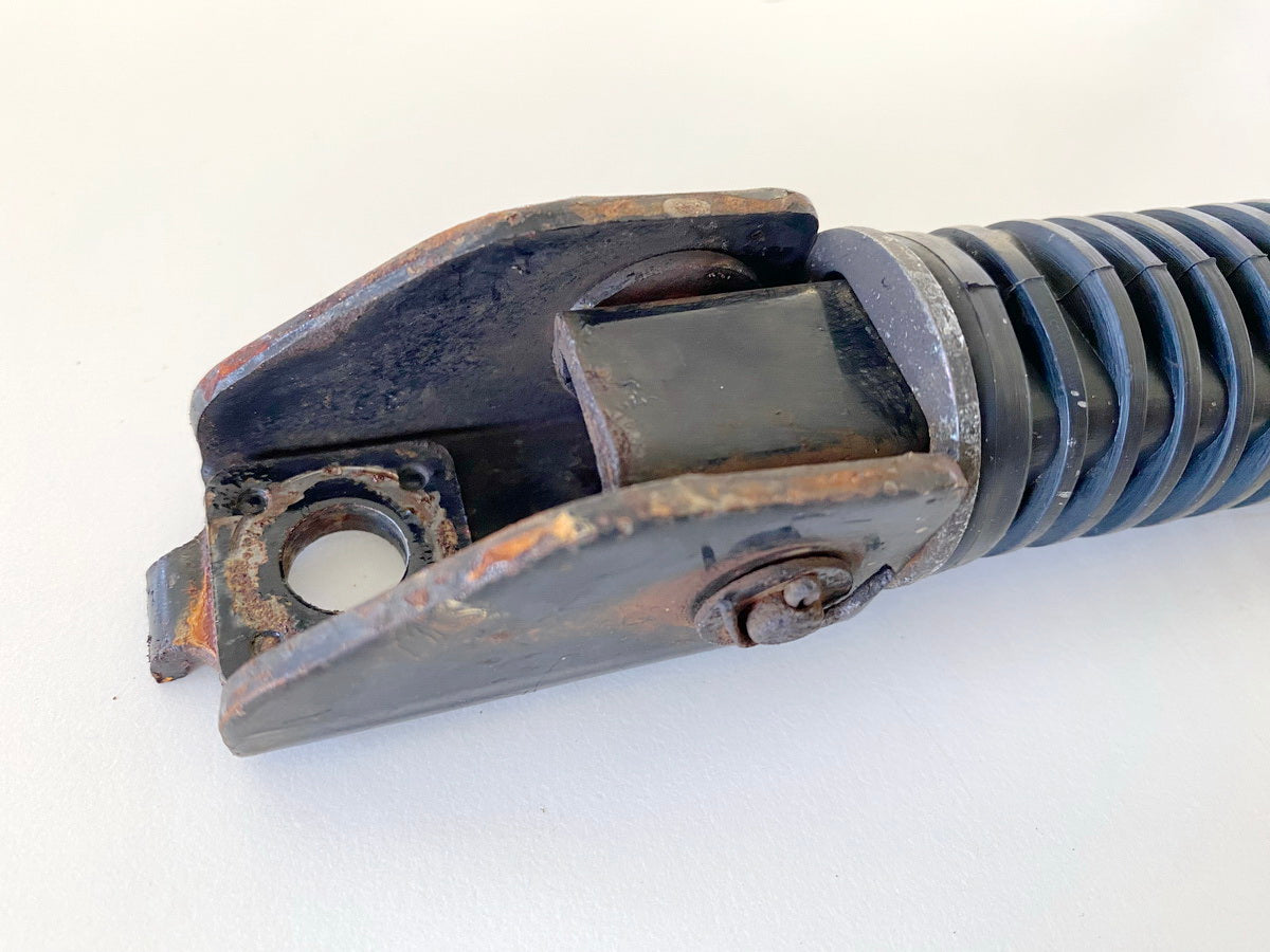 HONDA CX 500 C PC01 Footrest pillion left bracket retaining plate Footrest I