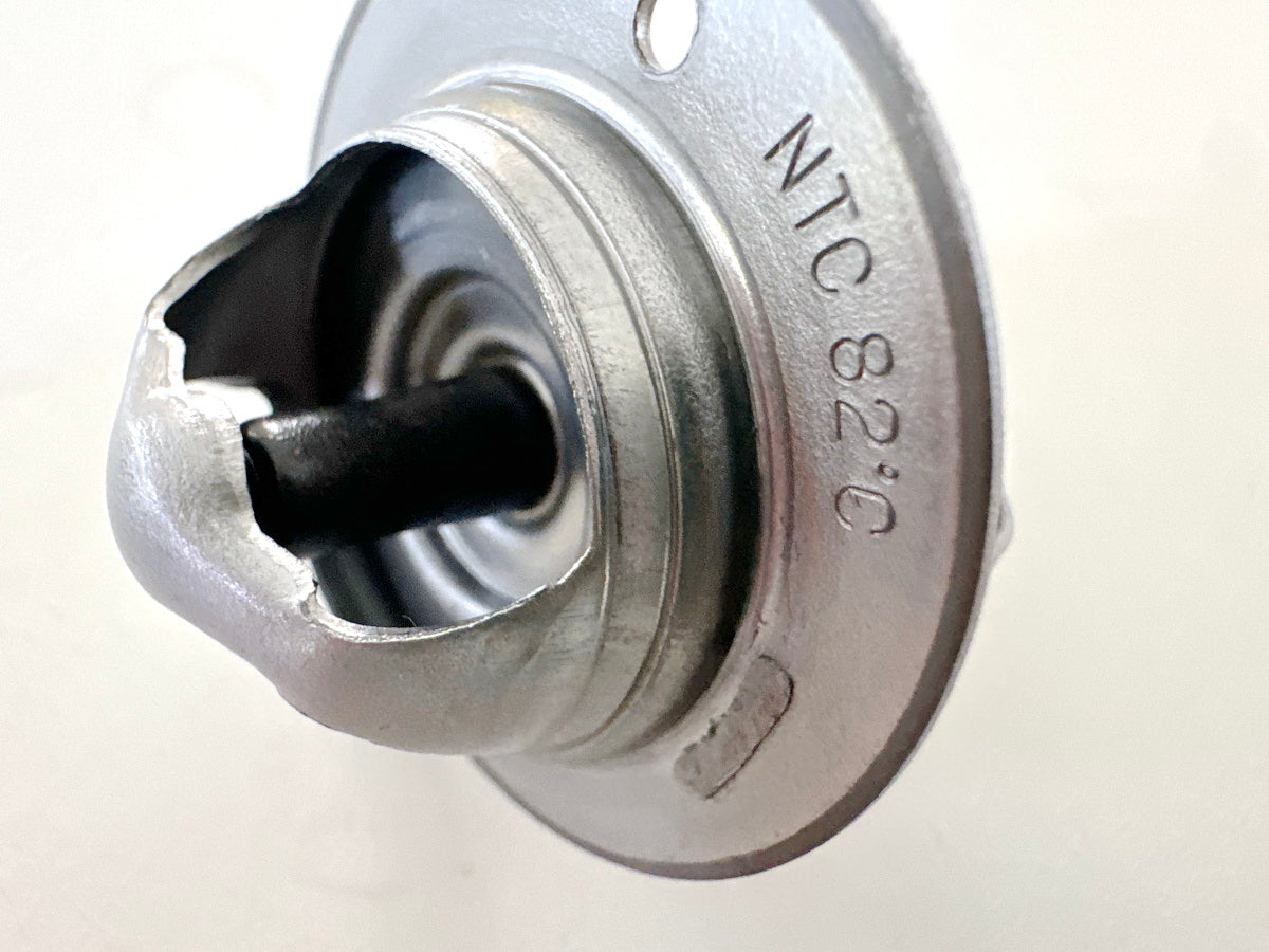 Honda CBR 900 SC28 Thermostat original Thermostatgehäuse Kühlkreislauf  92-95