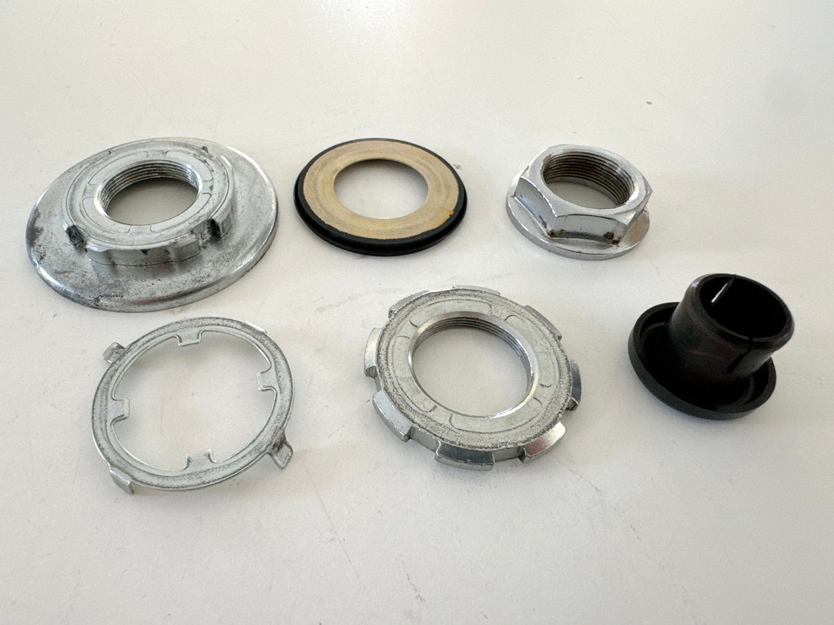 Honda CBR 900 SC28 Mutter Sicherung Lenkkopf Gabelbrücke Steuerkopf Gabel  92-95