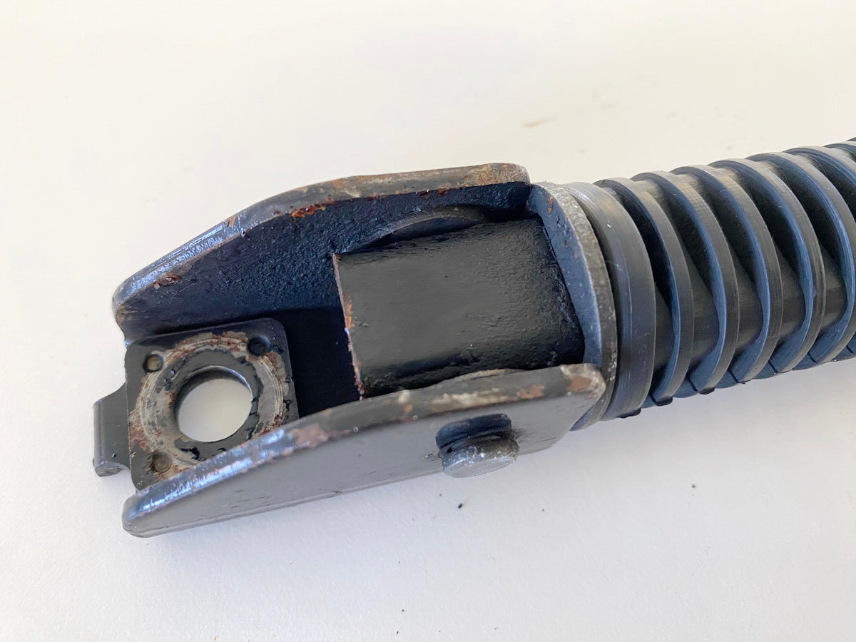 HONDA CX 500 C PC01 reposapiés pasajero derecho soporte placa de sujeción Footrest II