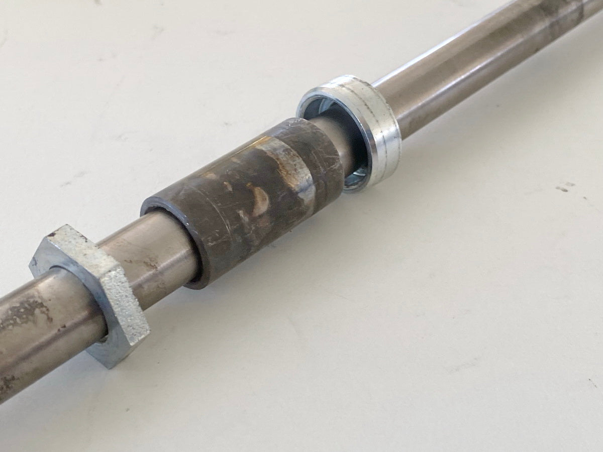 HUSQVARNA Vitpilen HQV 401 swingarm axle shaft through frame 6897 km