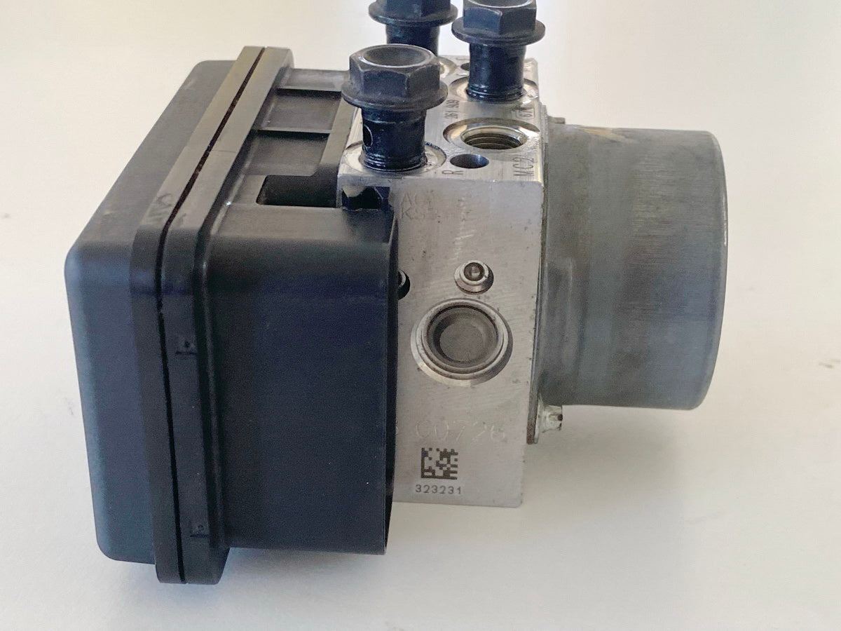 HUSQVARNA Vitpilen HQV 401 ABS Bomba modulador de presión unidad de control 6897 km