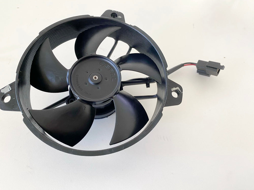 HUSQVARNA Vitpilen HQV 401 Ventilador Radiador Solo 6897 km