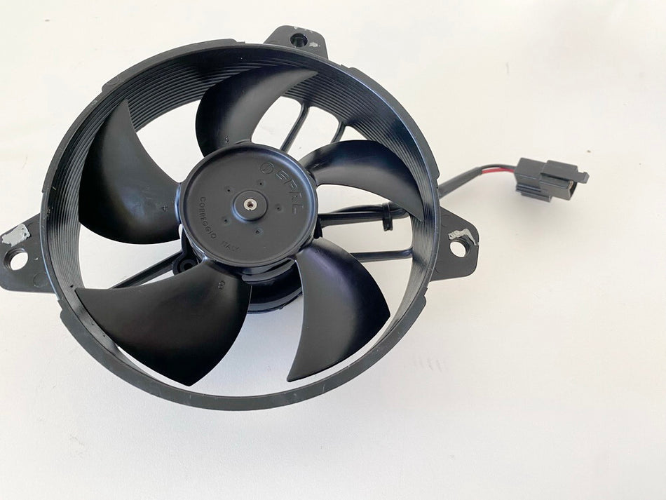 HUSQVARNA Vitpilen HQV 401 Ventilador Radiador Solo 6897 km