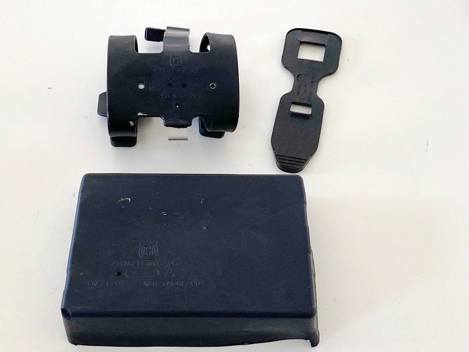 HUSQVARNA Vitpilen HQV 401 Halter Batterie Fach Spannband Batteriekasten