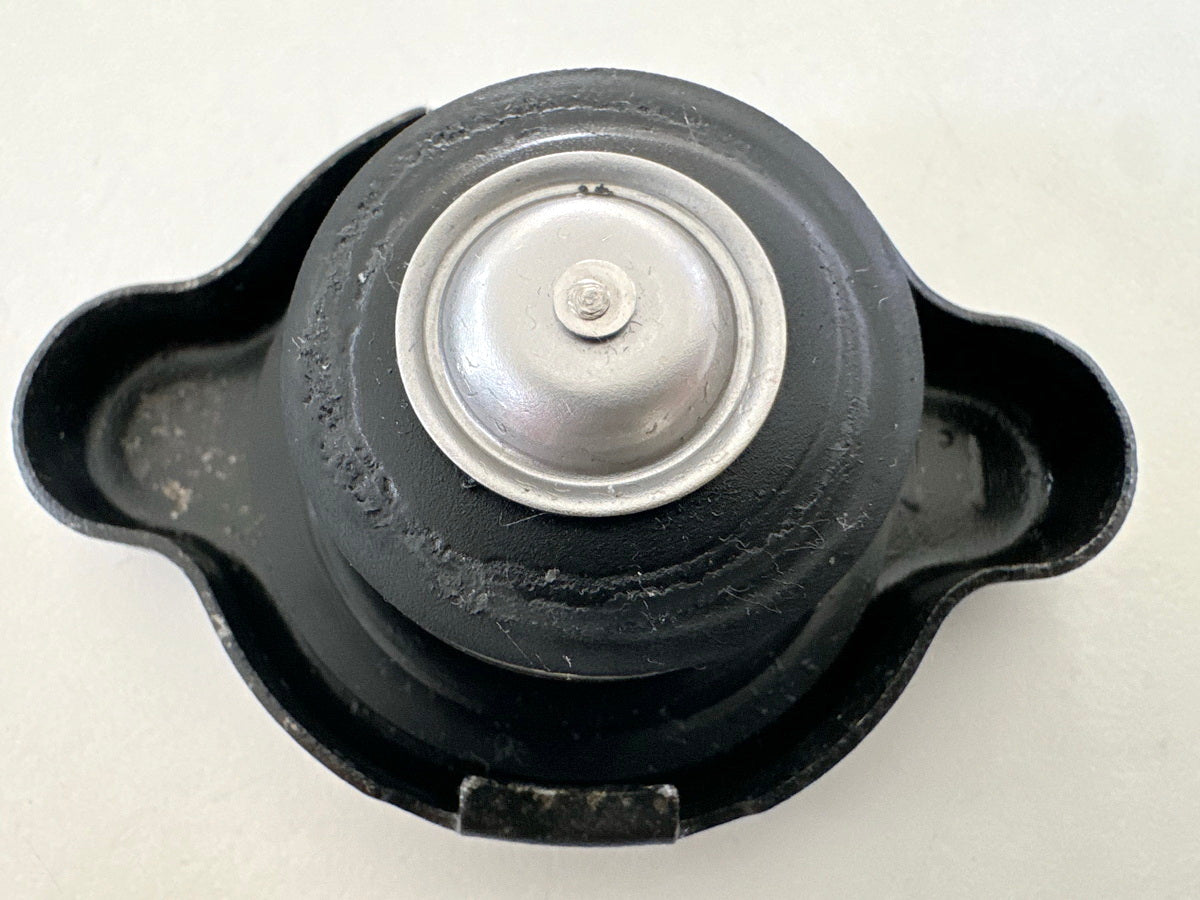 Honda CBR 900 SC28 Kühlerdeckel Verschluß Cover Kappe Kühler 92-95