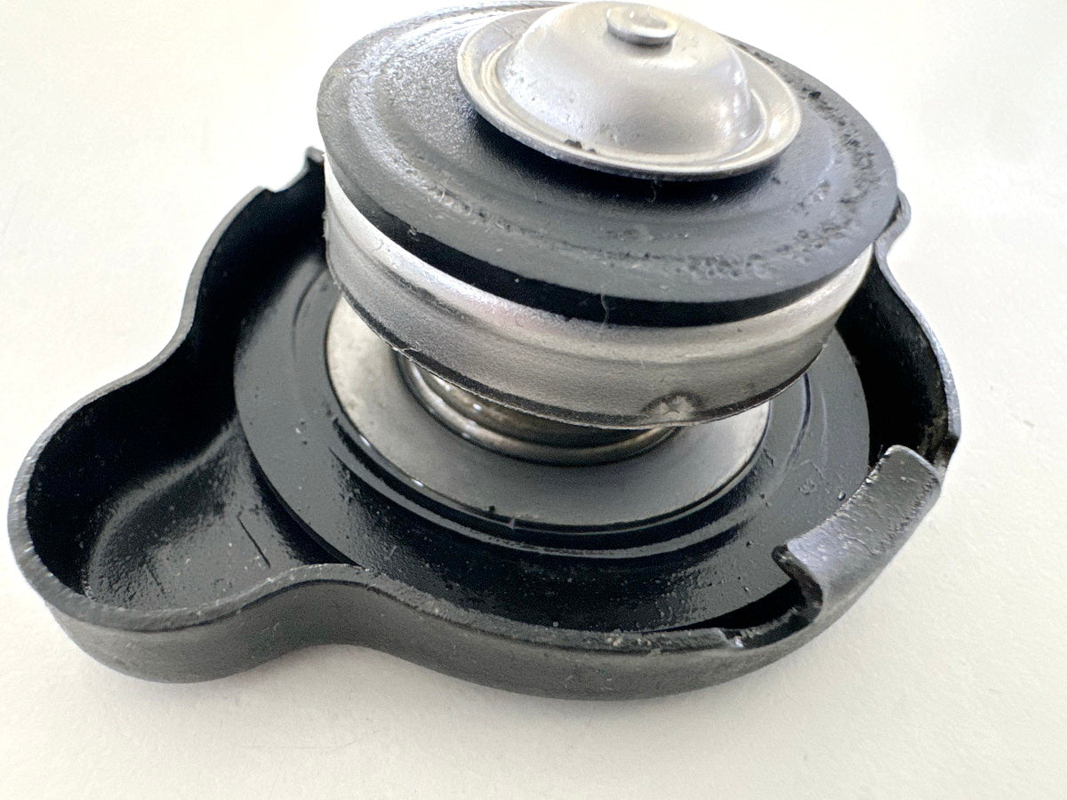 Honda CBR 900 SC28 Kühlerdeckel Verschluß Cover Kappe Kühler 92-95