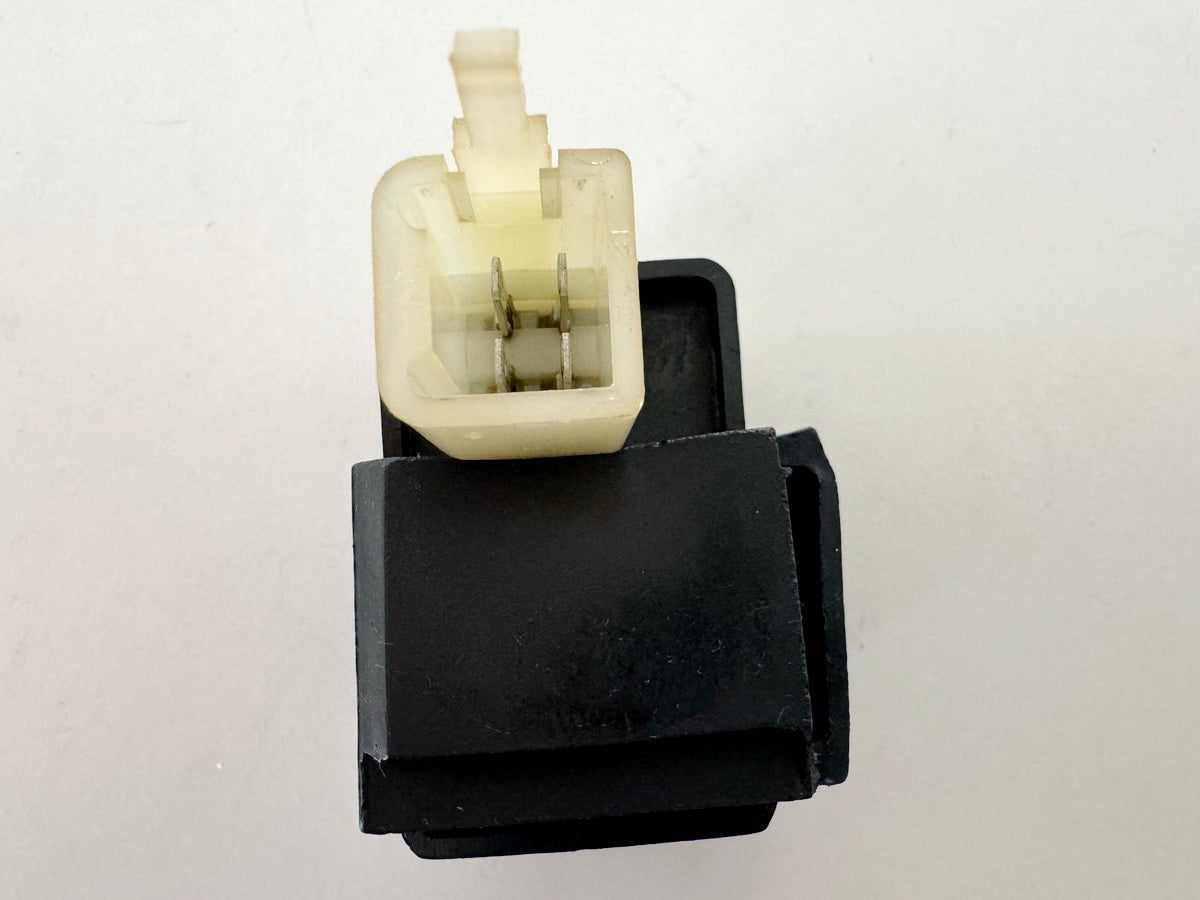 Honda CBR 900 SC28 Relais CF322 für Benzinpumpe original Kraftstoffpumpe 92-95