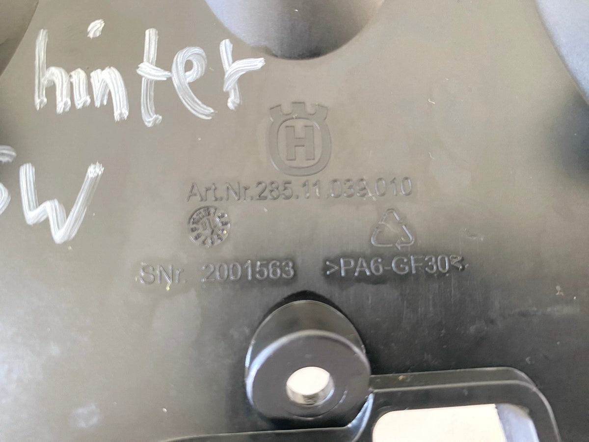 HUSQVARNA Vitpilen HQV 401 Abdeckung hinter Scheinwerfer Cover Elektrikbox