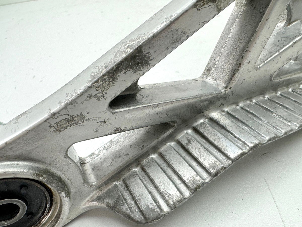 YAMAHA FZX 750 2MU (2JE) Footrest plate rear right footrest bracket pillion