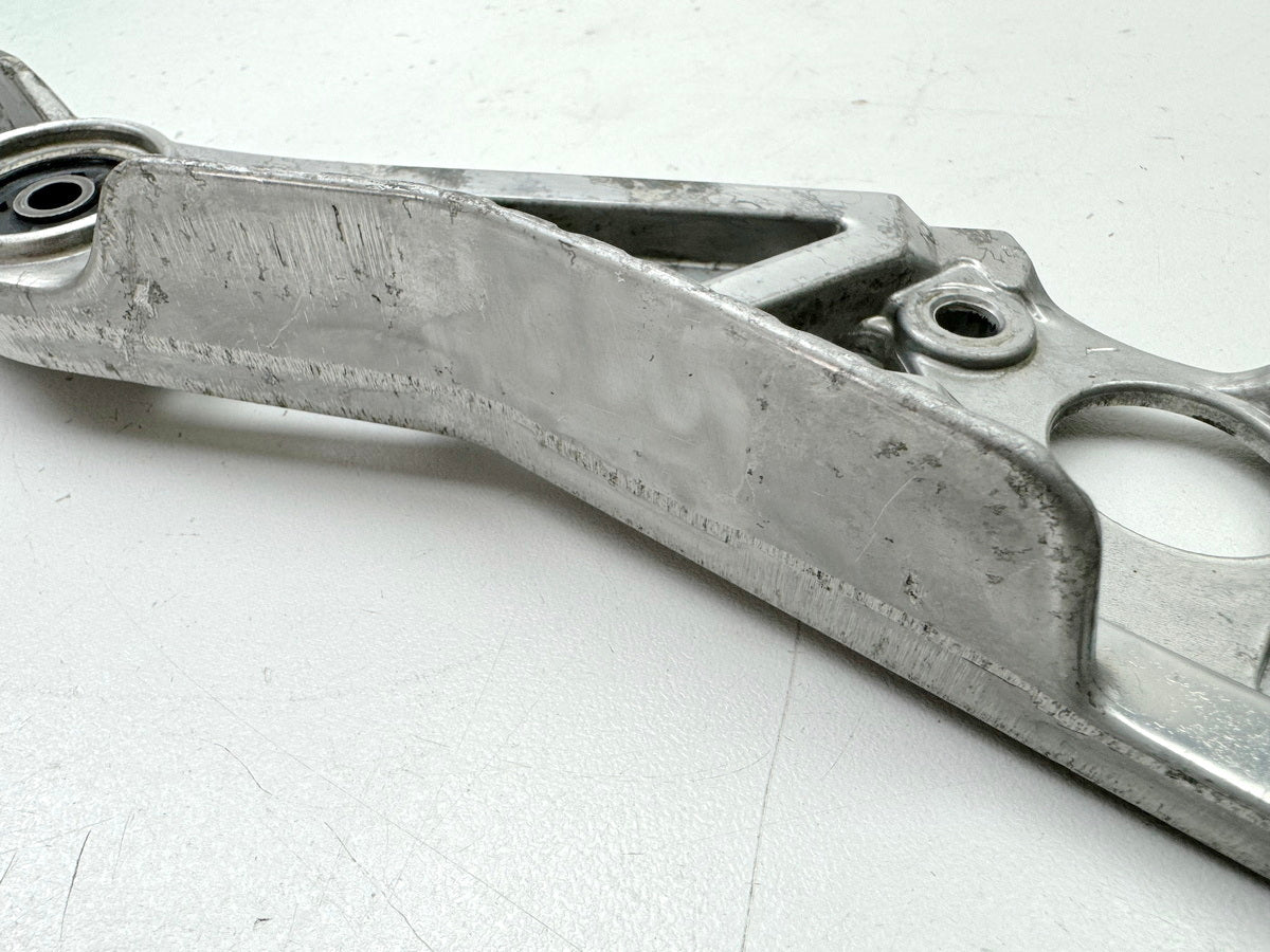 YAMAHA FZX 750 2MU (2JE) Footrest plate rear right footrest bracket pillion