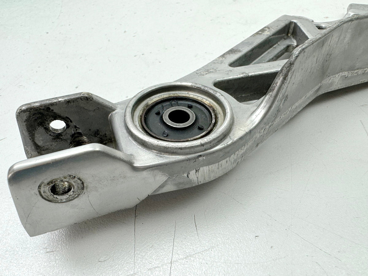 YAMAHA FZX 750 2MU (2JE) Footrest plate rear right footrest bracket pillion